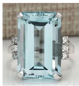 NEW 10.48 Aquamarine in 925 Sterling Silver